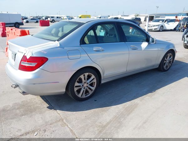 2014 MERCEDES-BENZ C 300 LUXURY 4MATIC