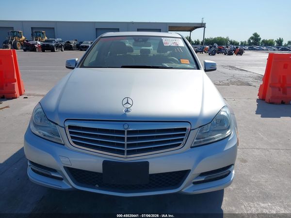 2014 MERCEDES-BENZ C 300 LUXURY 4MATIC
