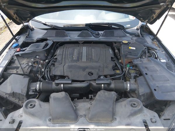 2015 JAGUAR XJ