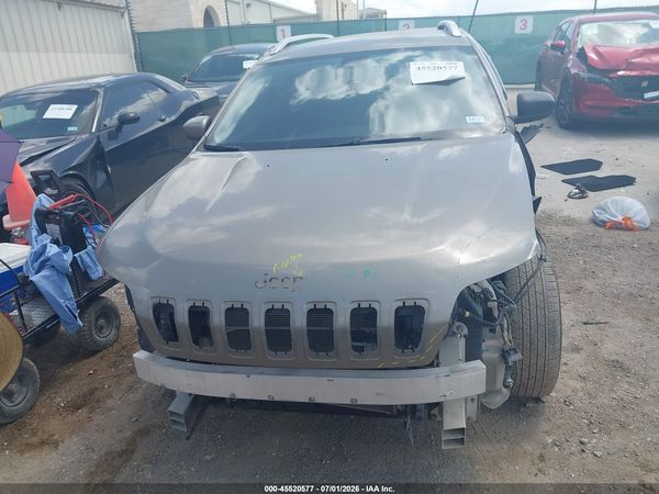 2020 JEEP CHEROKEE LATITUDE FWD