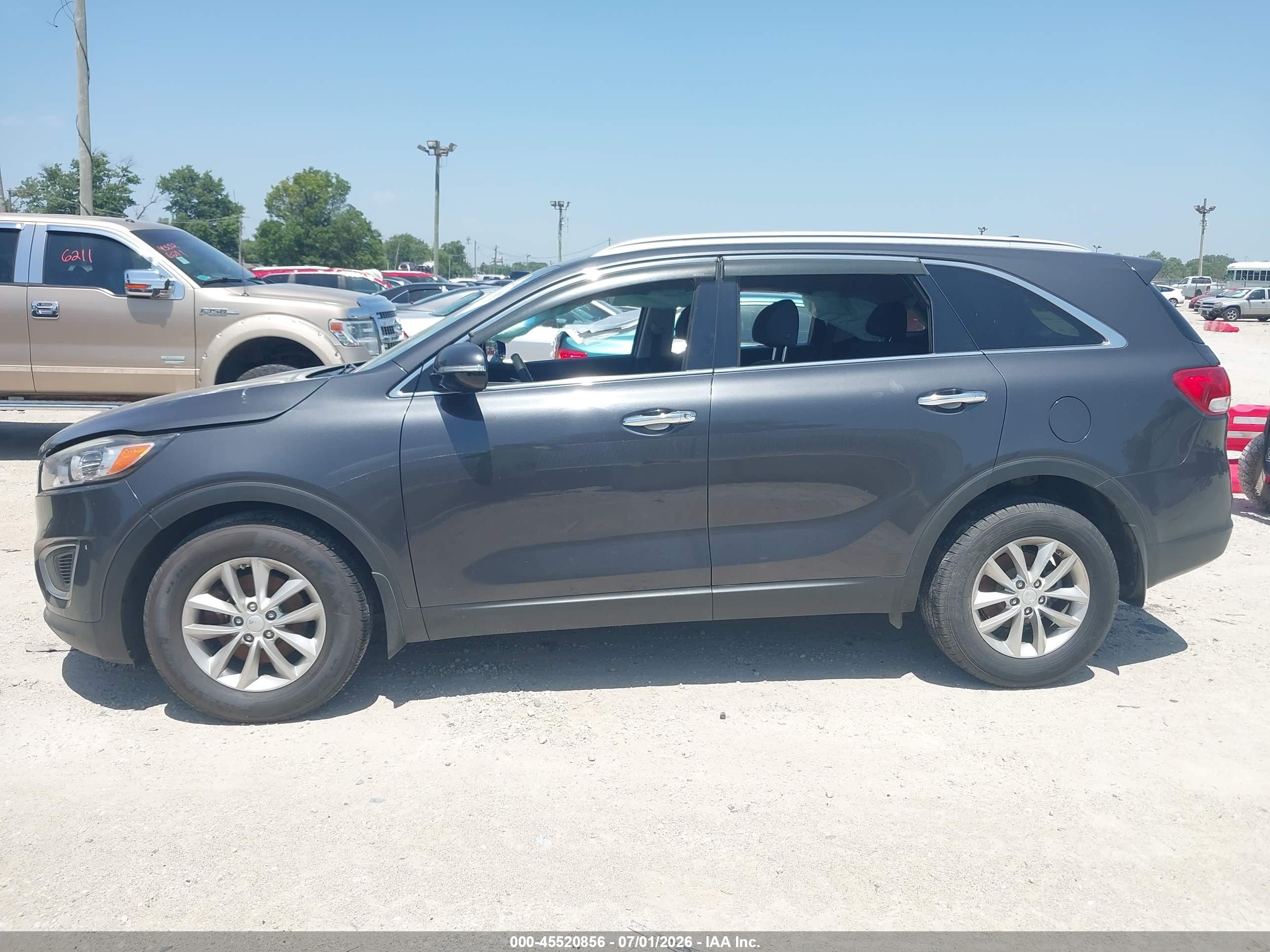 2018 KIA SORENTO 2.4L LX