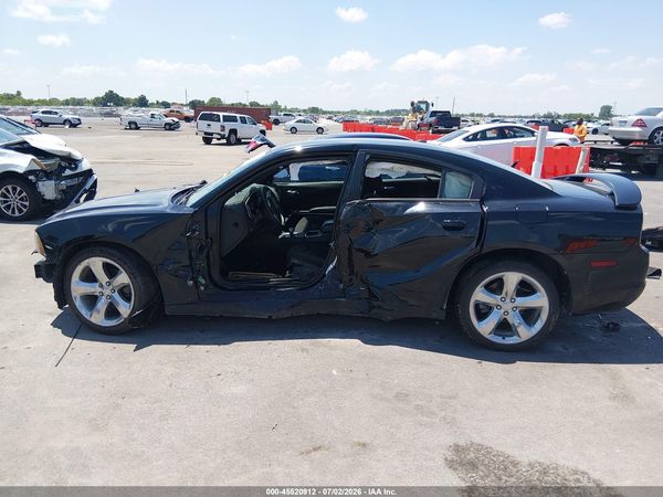 2013 DODGE CHARGER SXT
