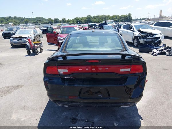 2013 DODGE CHARGER SXT