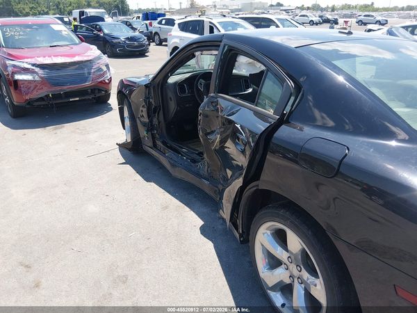 2013 DODGE CHARGER SXT