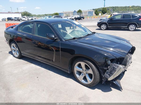 2013 DODGE CHARGER SXT