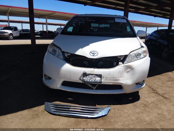 2015 TOYOTA SIENNA XLE PREMIUM 8 PASSENGER
