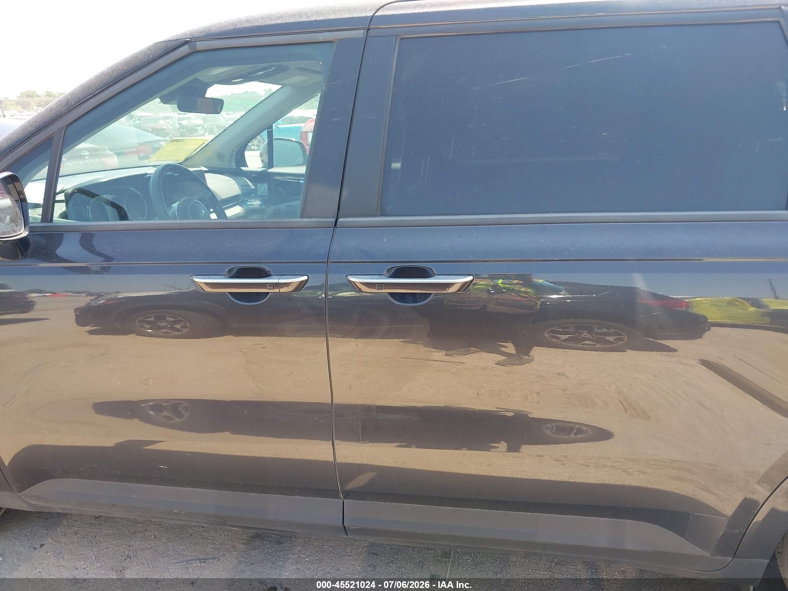 2024 KIA CARNIVAL MPV EX
