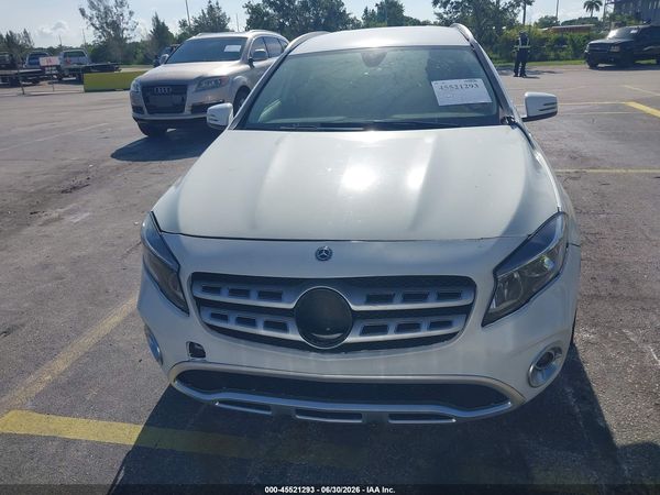 2020 MERCEDES-BENZ GLA 250 GLA250