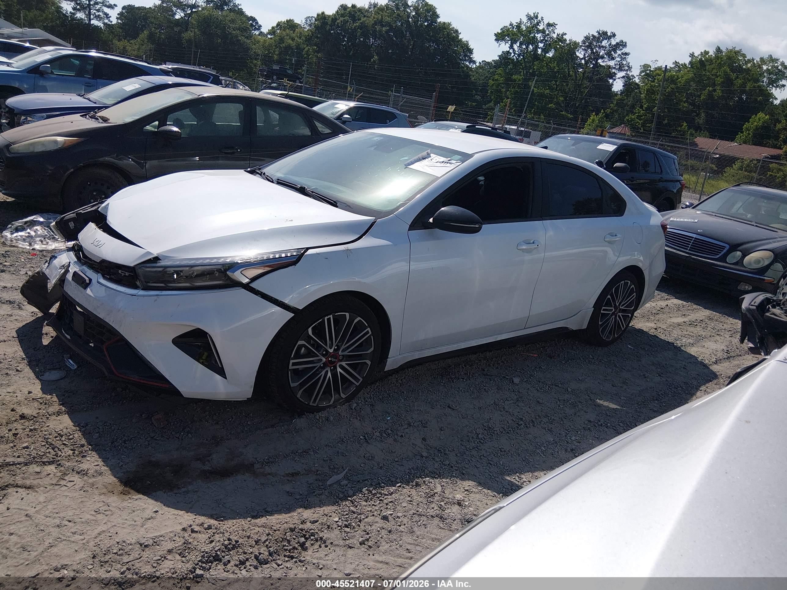 2022 KIA FORTE GT