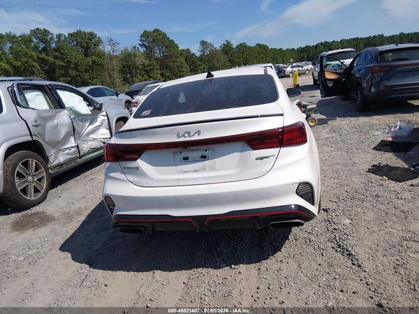 2022 KIA FORTE GT