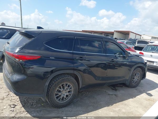 2021 TOYOTA HIGHLANDER LE