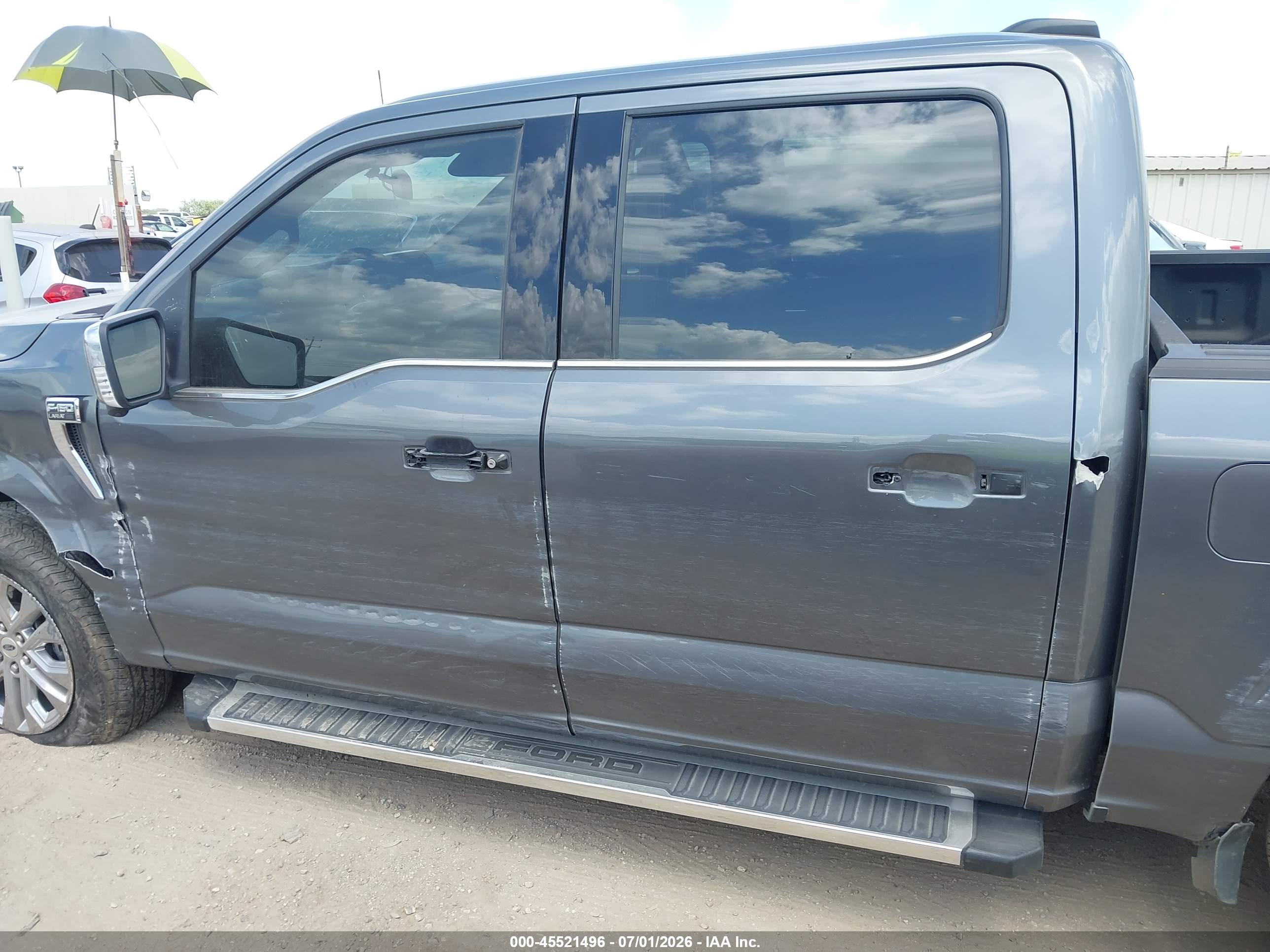 2025 FORD F-150 LARIAT