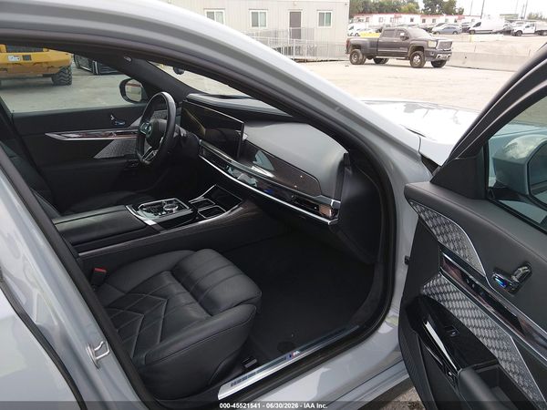 2024 BMW I7 EDRIVE50 — I5