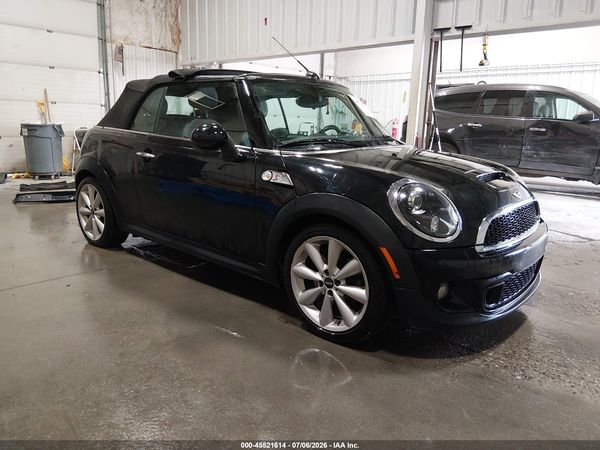 2012 MINI COOPER S