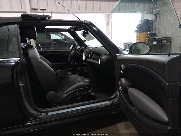 2012 MINI COOPER S