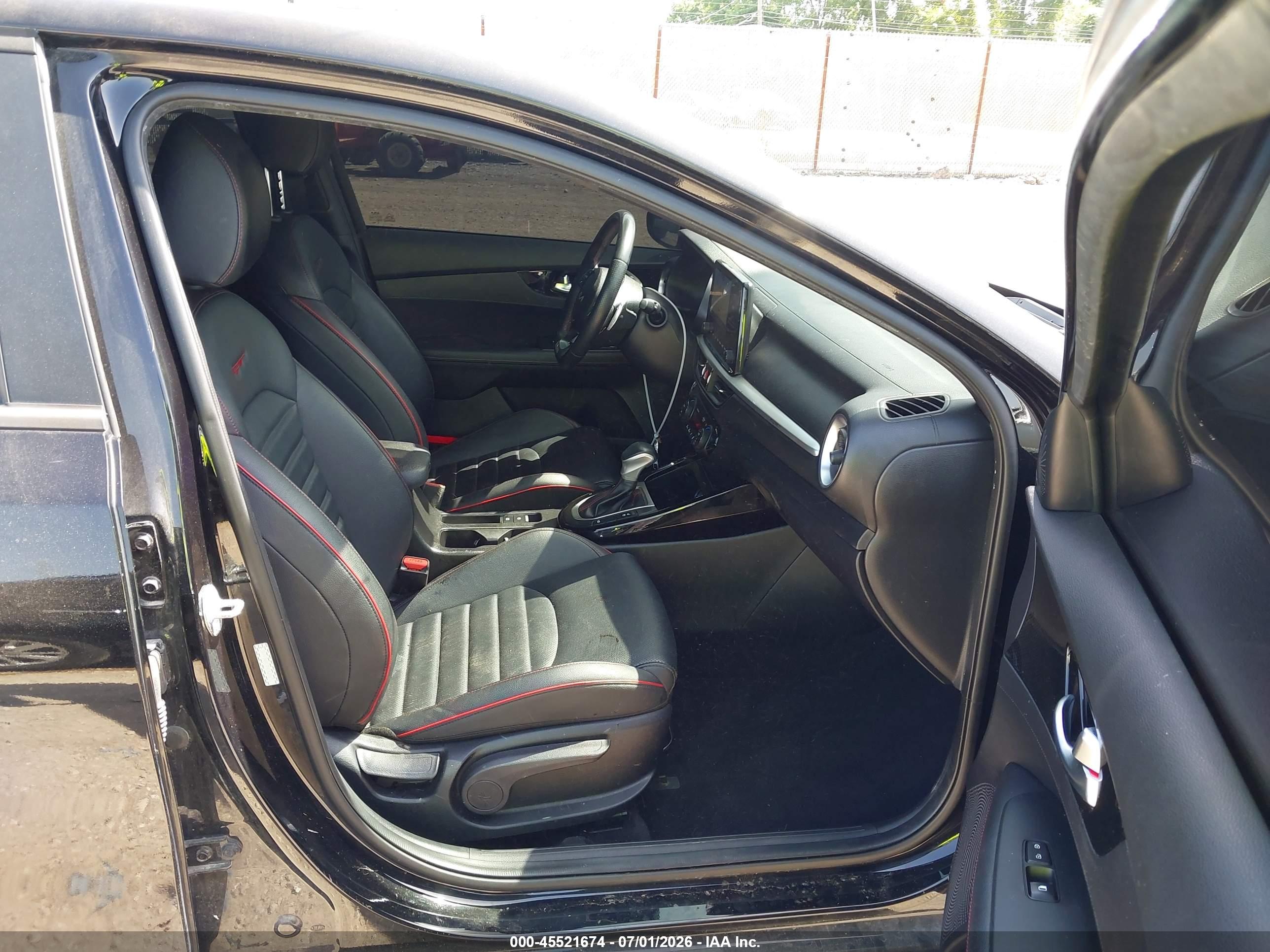 2022 KIA FORTE GT