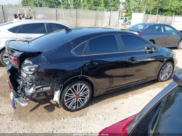 2022 KIA FORTE GT