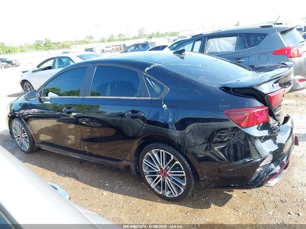 2022 KIA FORTE GT