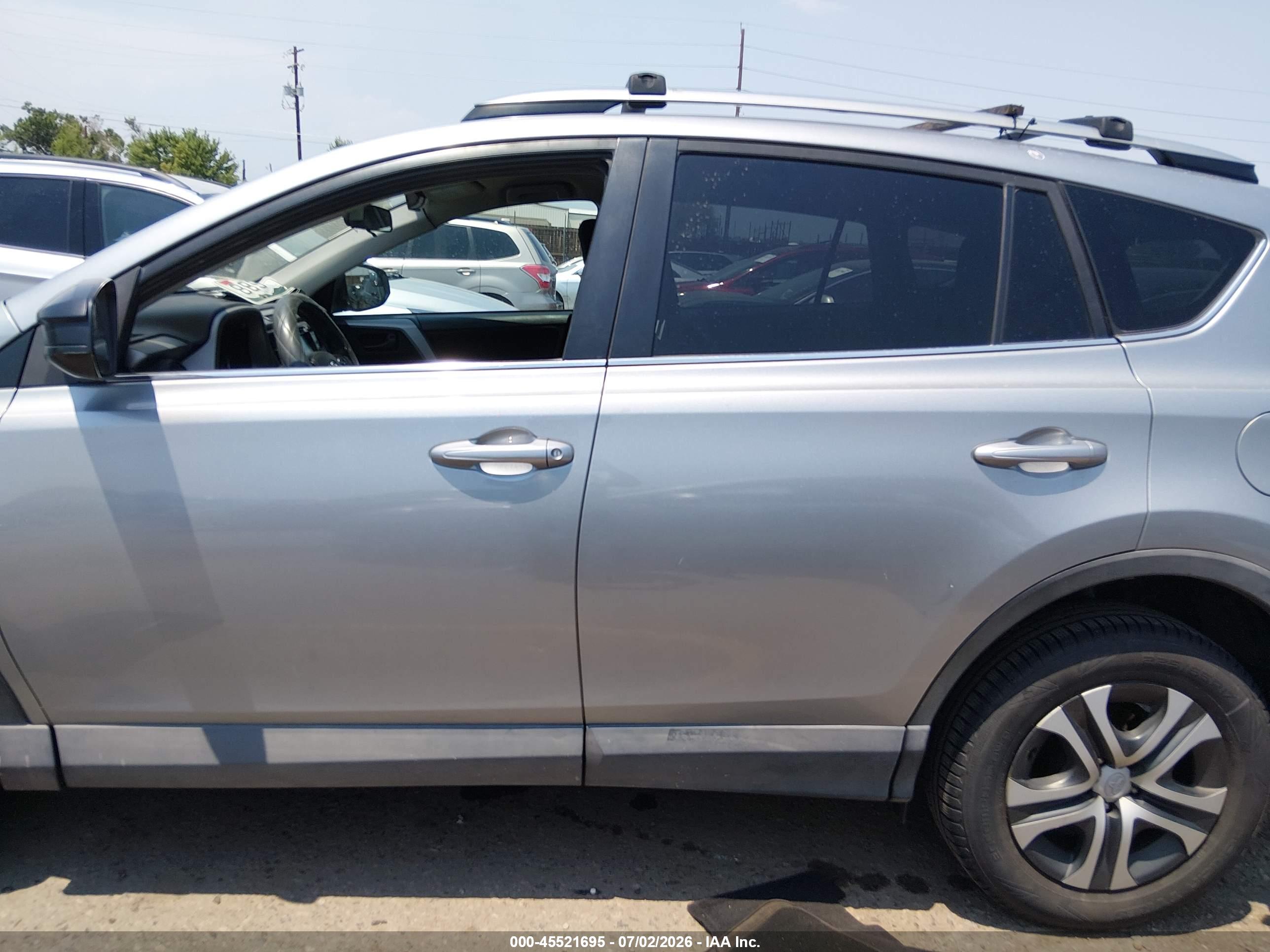 2017 TOYOTA RAV4 LE