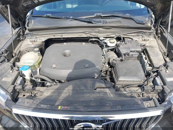 2019 VOLVO XC40 T5 INSCRIPTION