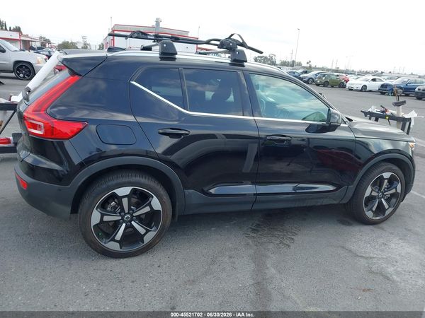 2019 VOLVO XC40 T5 INSCRIPTION