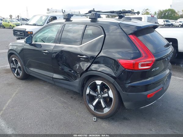 2019 VOLVO XC40 T5 INSCRIPTION