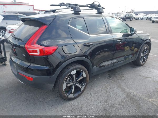 2019 VOLVO XC40 T5 INSCRIPTION