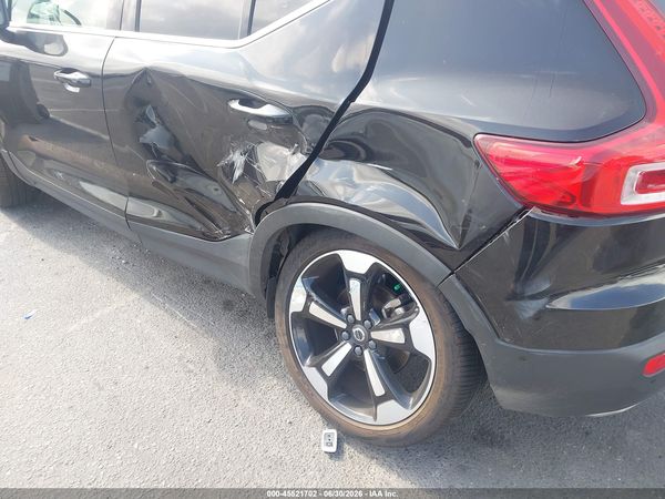 2019 VOLVO XC40 T5 INSCRIPTION