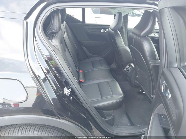 2019 VOLVO XC40 T5 INSCRIPTION