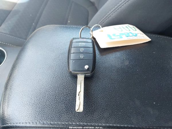 2017 KIA SORENTO 2.4L LX