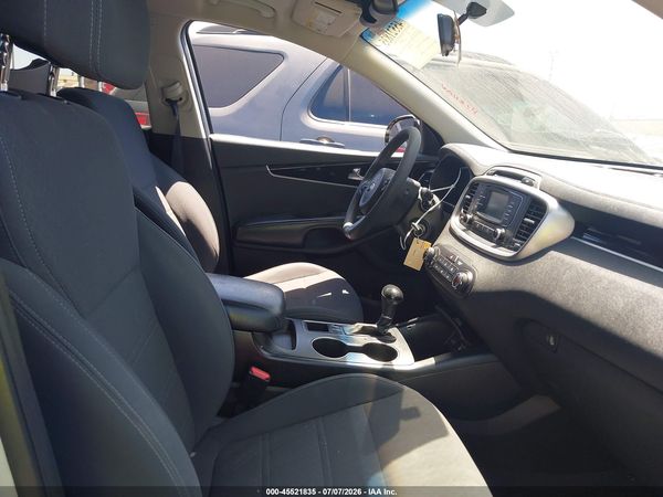 2017 KIA SORENTO 2.4L LX