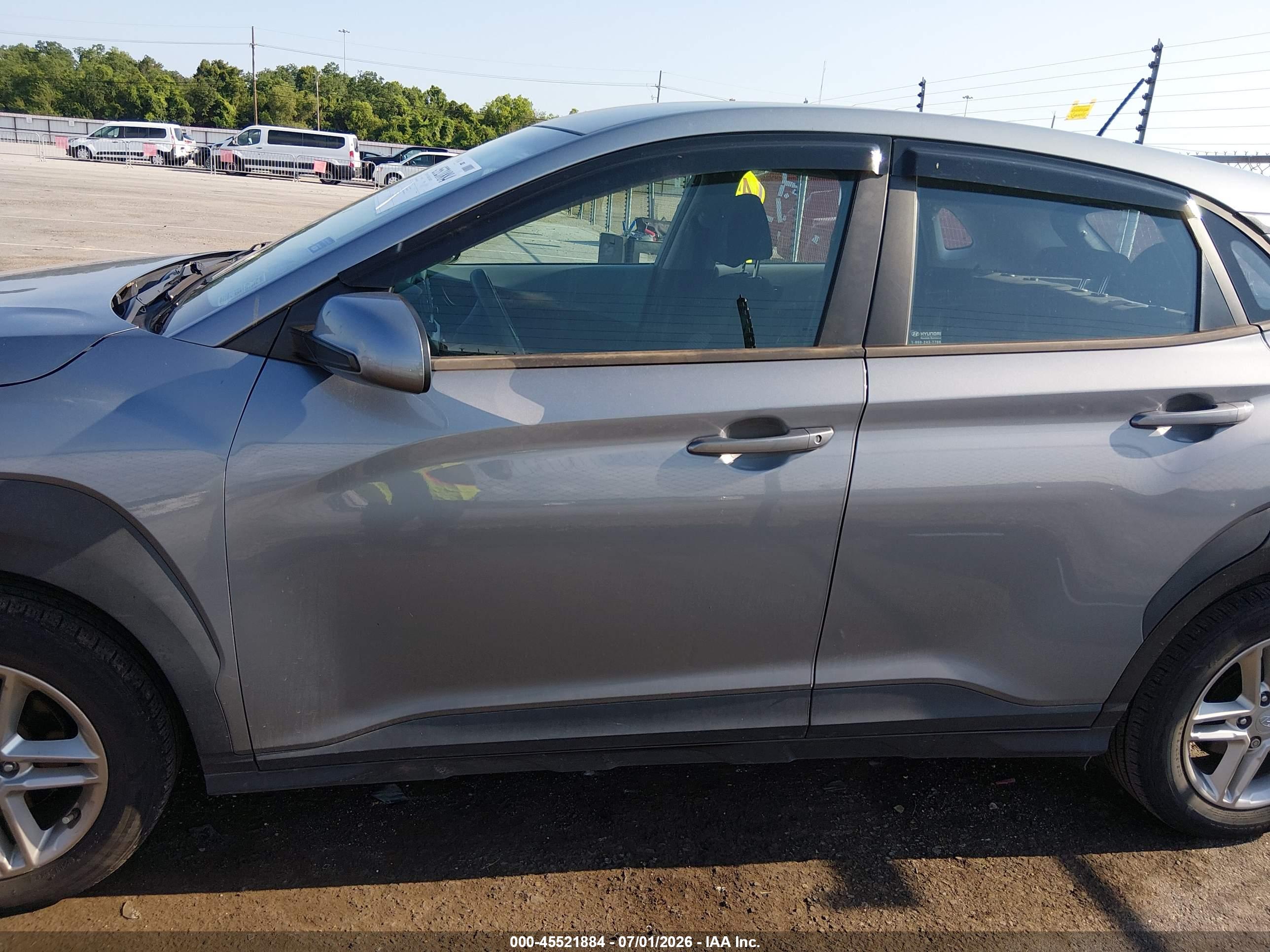 2021 HYUNDAI KONA SE
