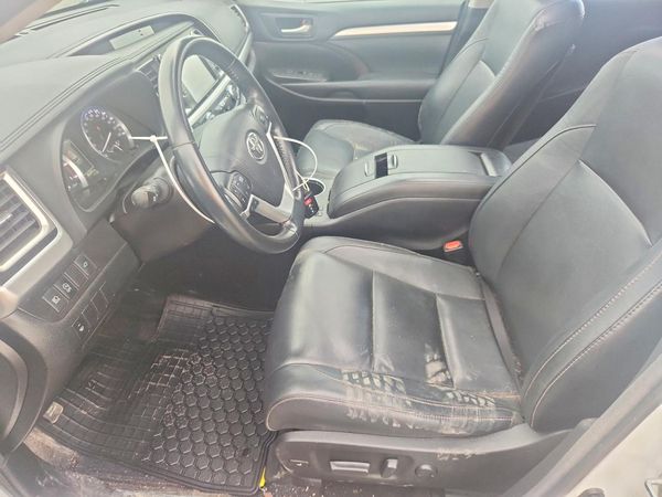 2018 TOYOTA HIGHLANDER SE/XLE