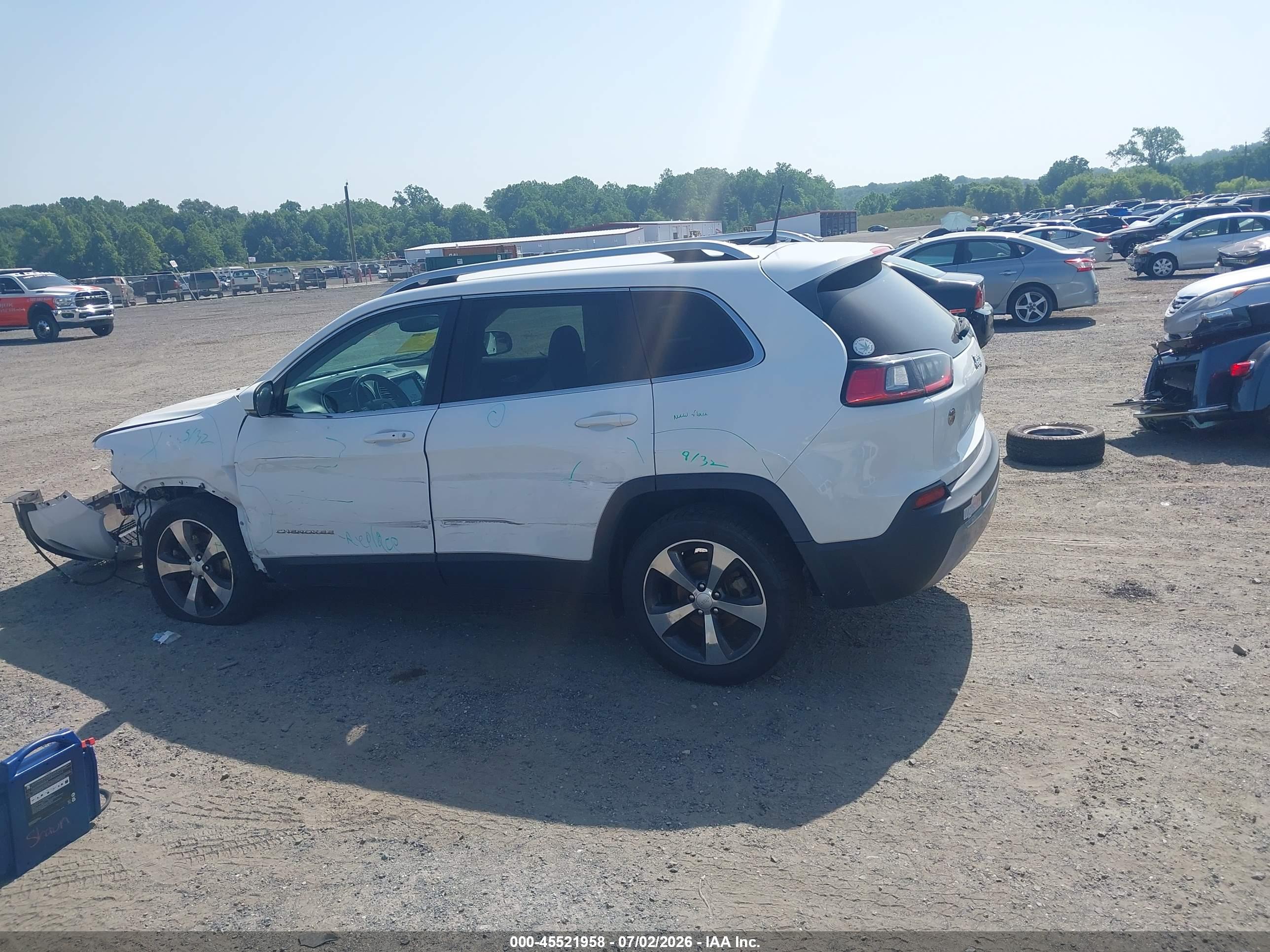 2019 JEEP CHEROKEE LIMITED FWD