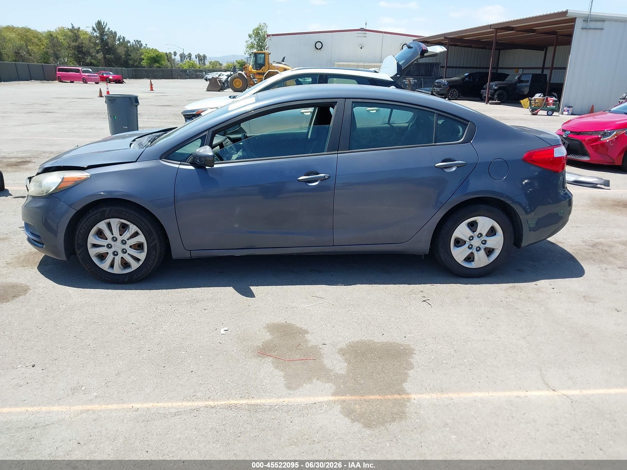 2016 KIA FORTE LX