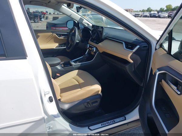 2025 TOYOTA RAV4 LIMITED