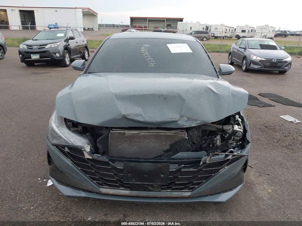 2022 HYUNDAI ELANTRA SEL