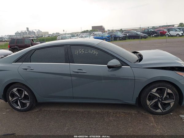 2022 HYUNDAI ELANTRA SEL