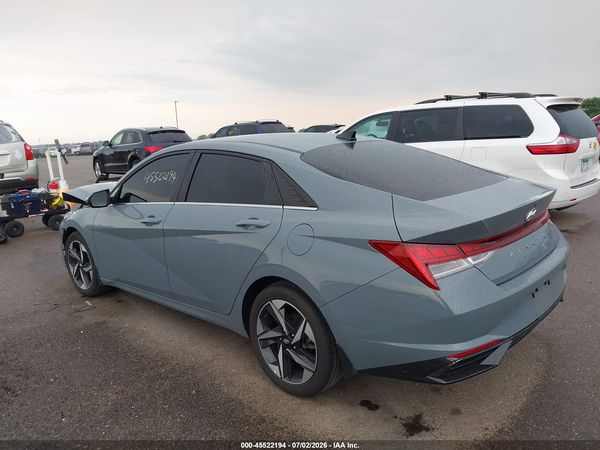 2022 HYUNDAI ELANTRA SEL