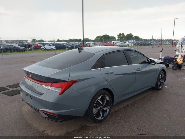 2022 HYUNDAI ELANTRA SEL
