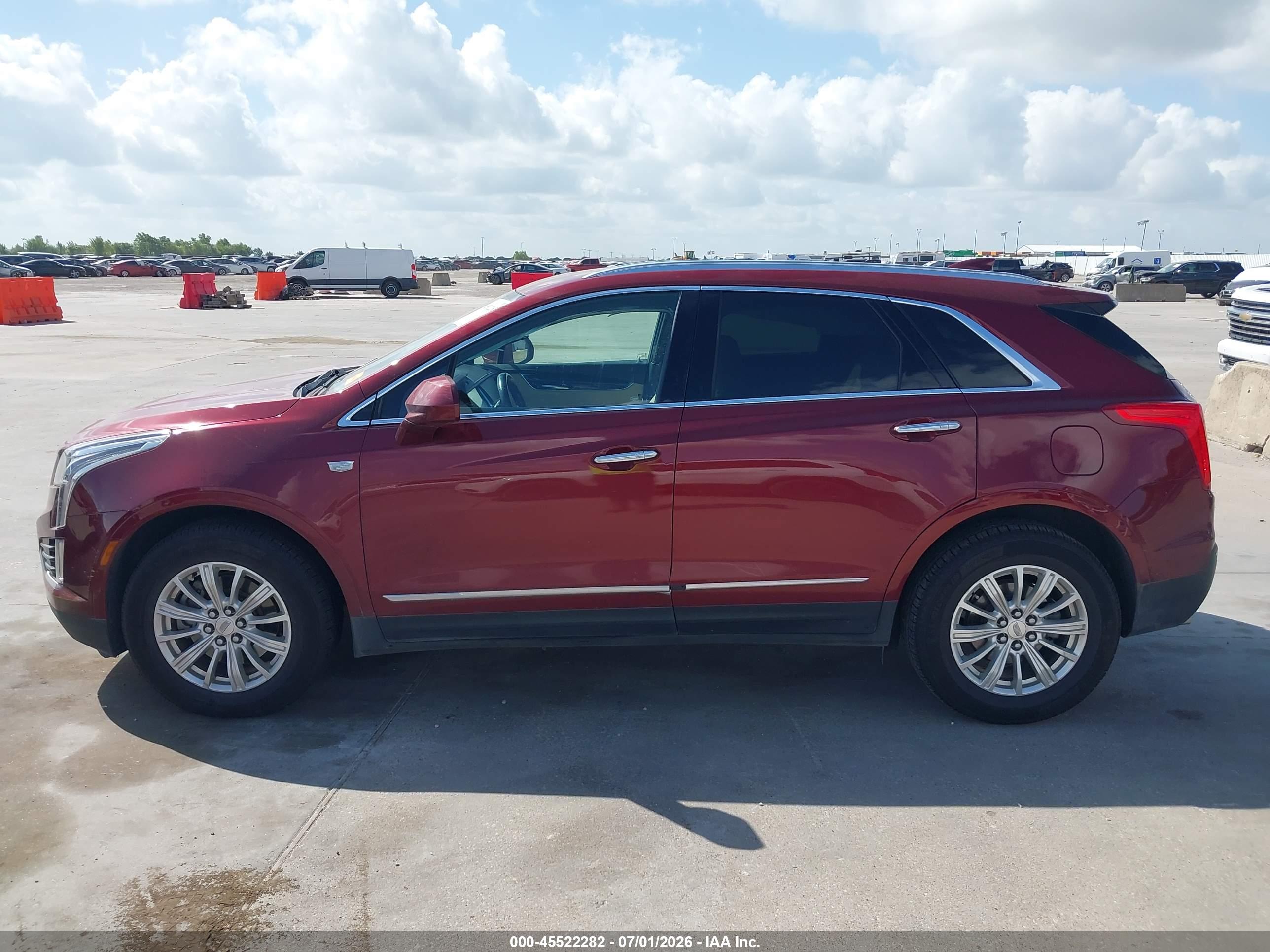 2018 CADILLAC XT5 STANDARD