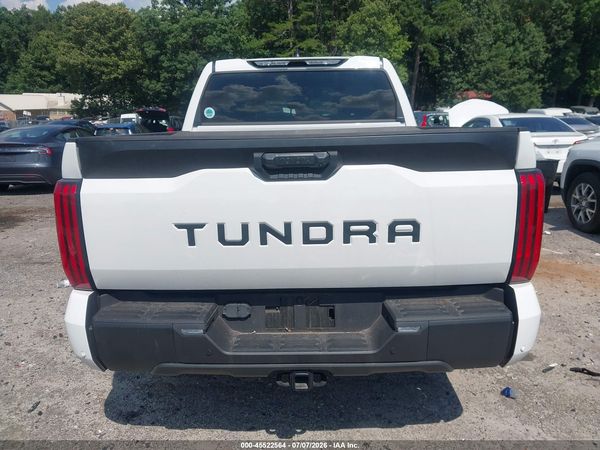 2024 TOYOTA TUNDRA SR5