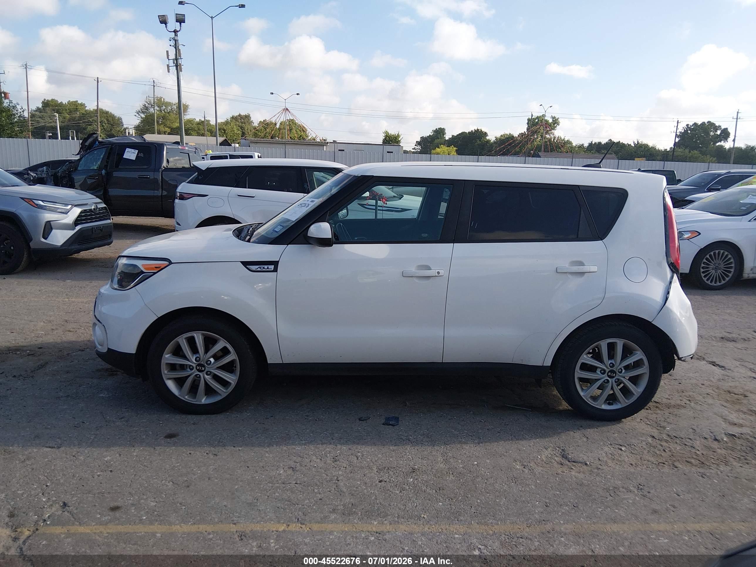 2018 KIA SOUL +