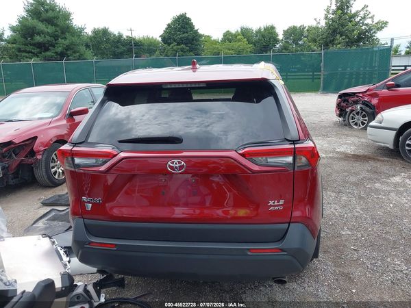 2019 TOYOTA RAV4 XLE