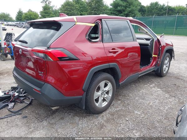 2019 TOYOTA RAV4 XLE