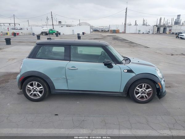 2013 MINI HARDTOP COOPER