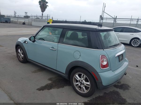 2013 MINI HARDTOP COOPER
