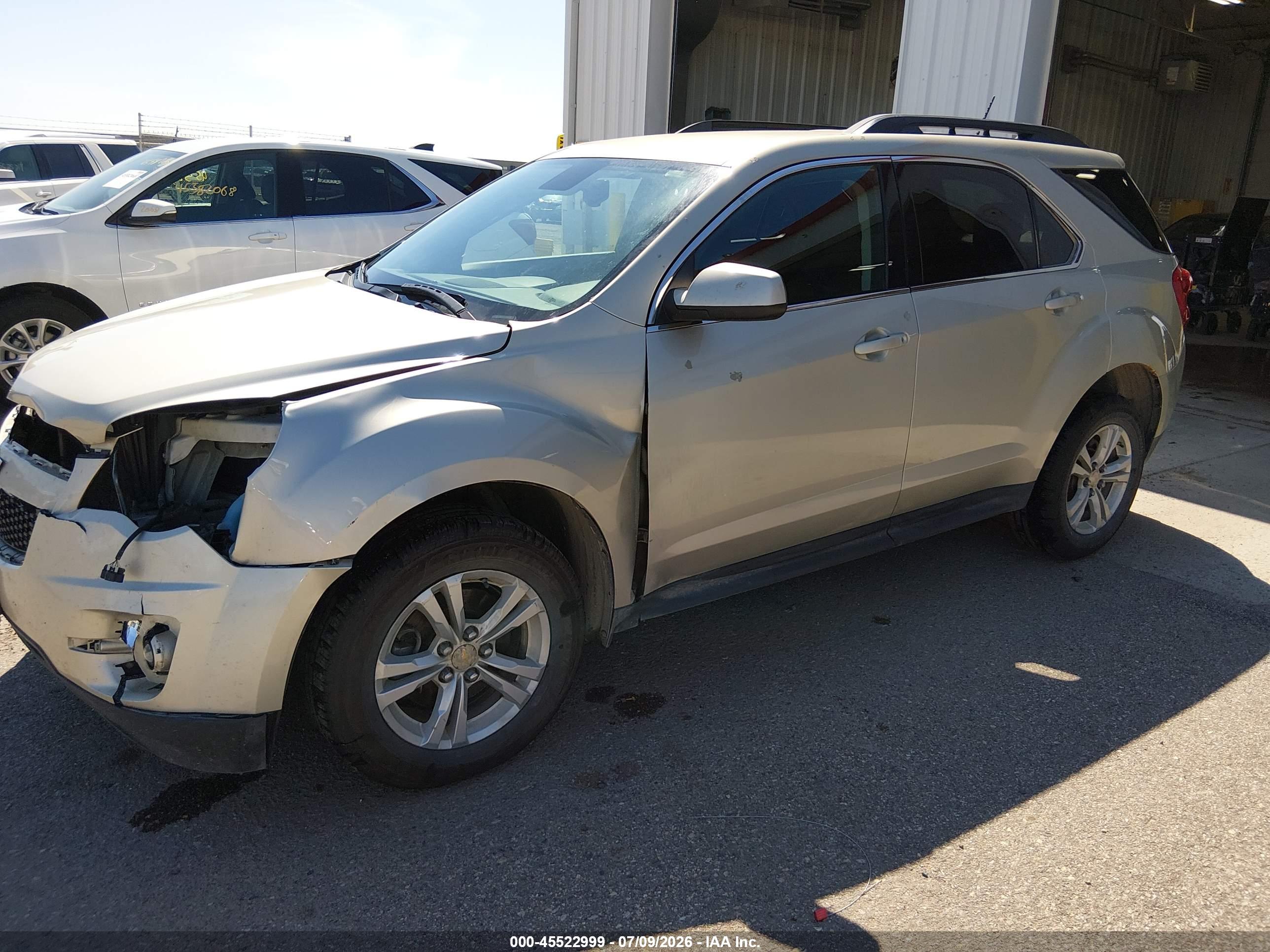 2015 CHEVROLET EQUINOX LT — I2