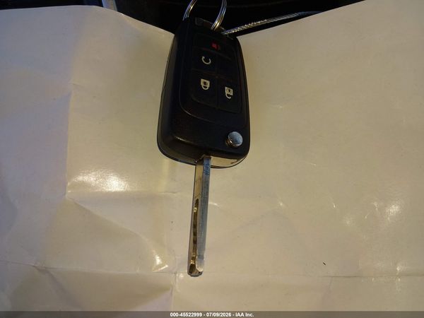 2015 CHEVROLET EQUINOX LT — I11