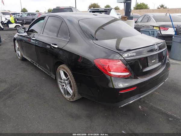 2018 MERCEDES-BENZ E 300 E300